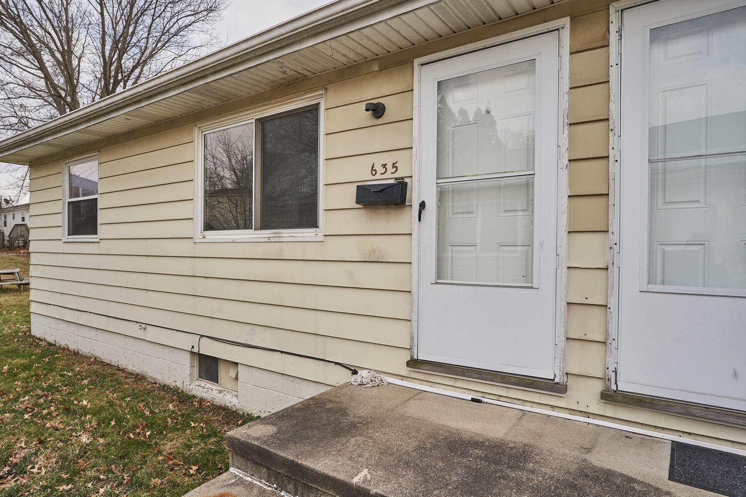 635 Fulmer Ave Akron OH 44312-large-003-004-DSC01223-1500x1000-72dpi